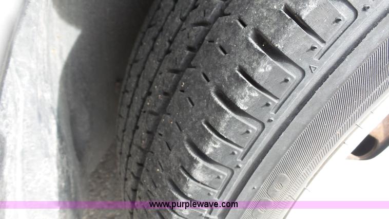 image for item K5095 2006 Ford Taurus SE