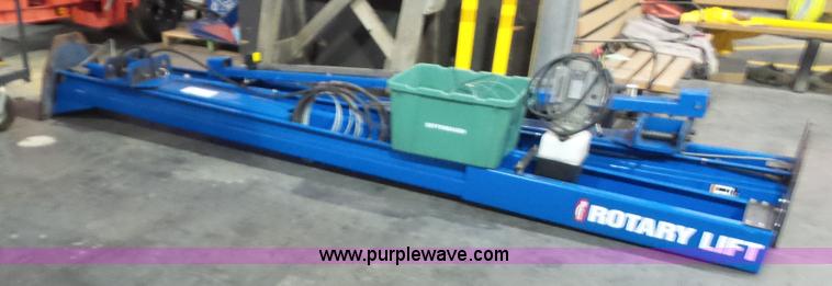 image for item K5129 Rotary automotive lift