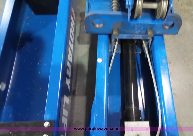 image for item K5129 Rotary automotive lift