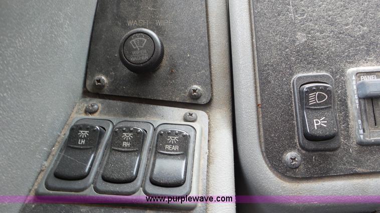 image for item K6830 2002 Blue Bird TC2000 school bus