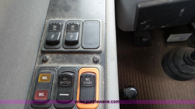 image for item K6830 2002 Blue Bird TC2000 school bus