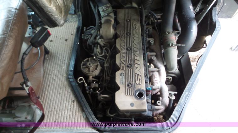 image for item K6830 2002 Blue Bird TC2000 school bus