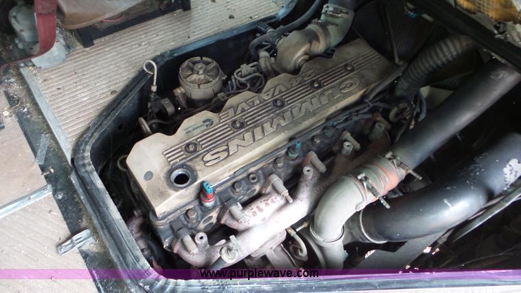 image for item K6830 2002 Blue Bird TC2000 school bus