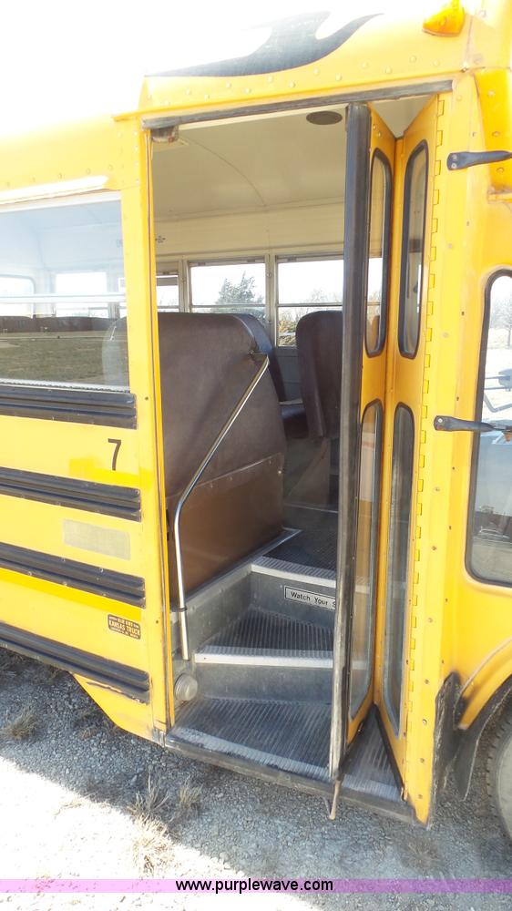 image for item K6860 1993 Chevrolet G30 school bus