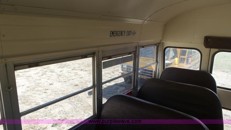 image for item K6860 1993 Chevrolet G30 school bus