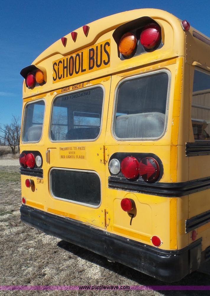 image for item K6860 1993 Chevrolet G30 school bus