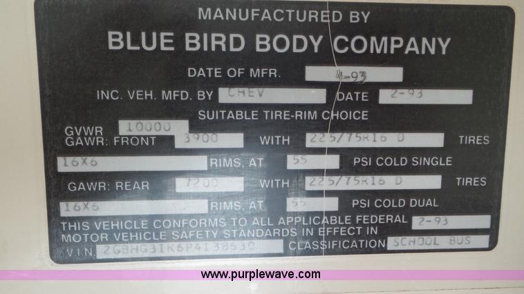 image for item K6860 1993 Chevrolet G30 school bus