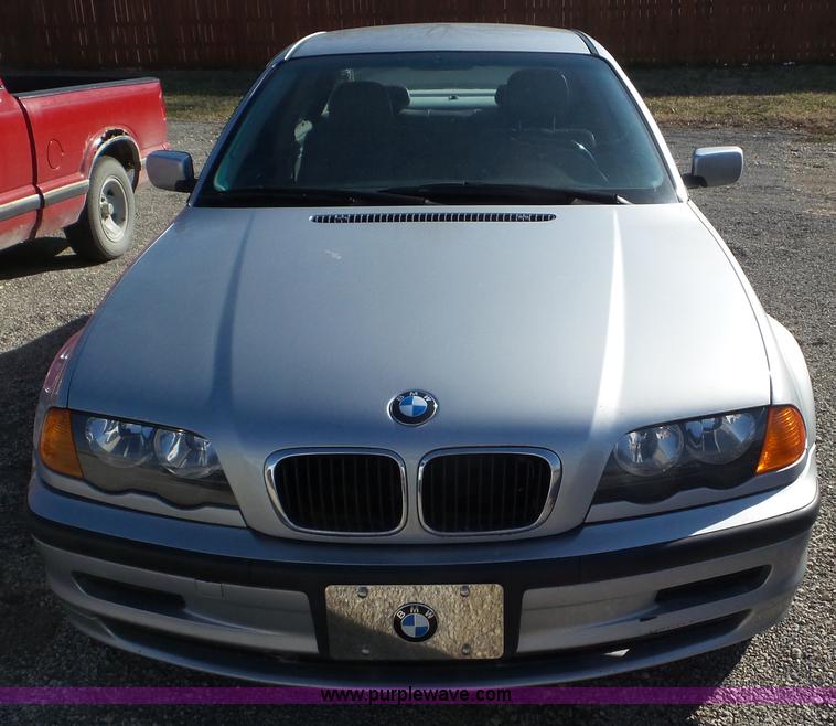 image for item K6872 2001 BMW 325i