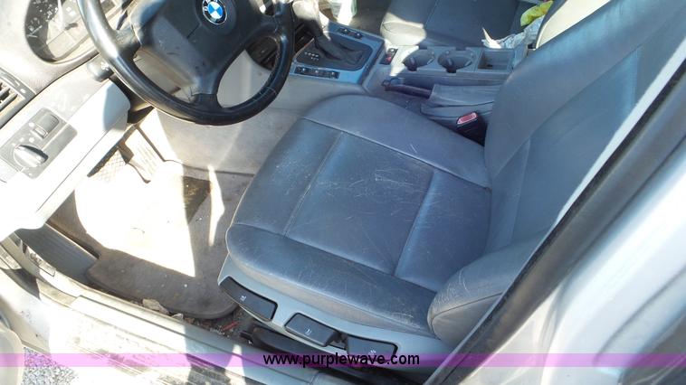 image for item K6872 2001 BMW 325i