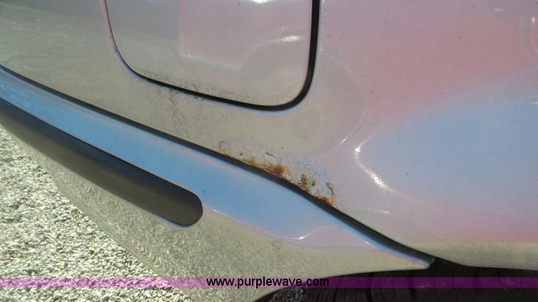 image for item K6872 2001 BMW 325i