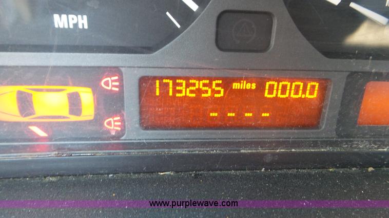 image for item K6872 2001 BMW 325i