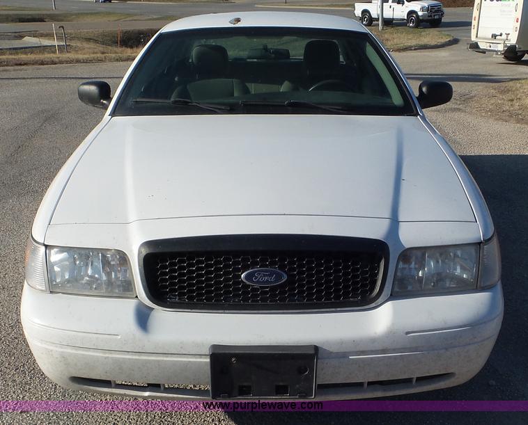image for item K6873 2009 Ford Crown Victoria