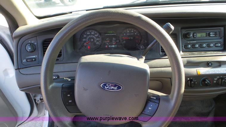 image for item K6873 2009 Ford Crown Victoria