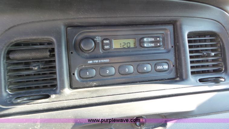 image for item K6874 2010 Ford Crown Victoria