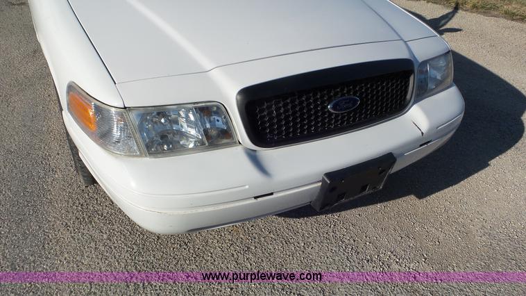 image for item K6874 2010 Ford Crown Victoria