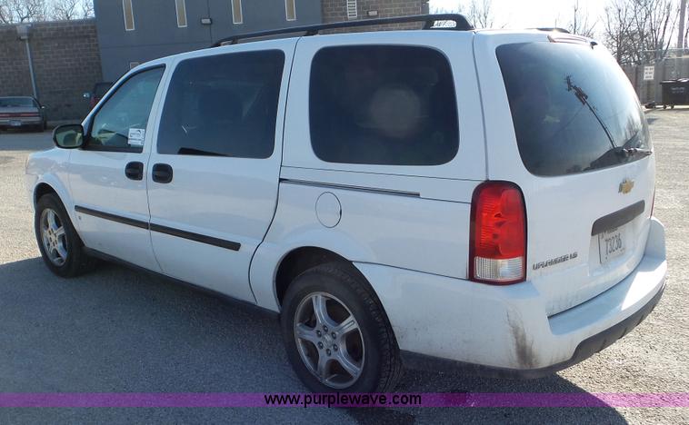 image for item K6875 2008 Chevrolet Uplander