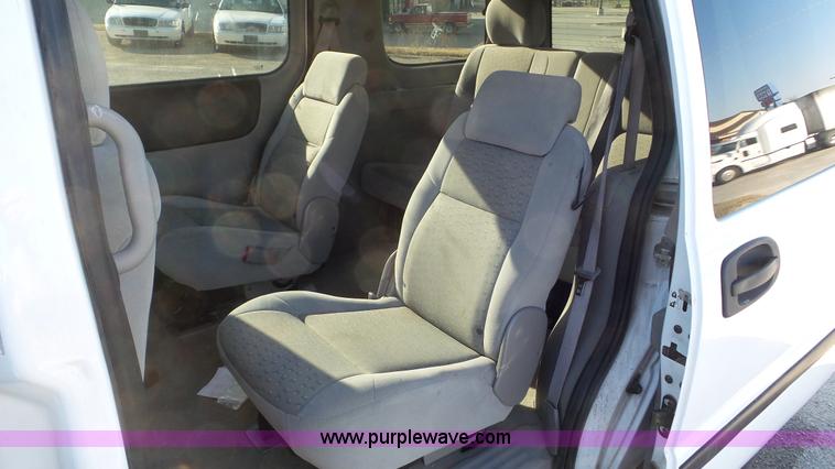 image for item K6875 2008 Chevrolet Uplander