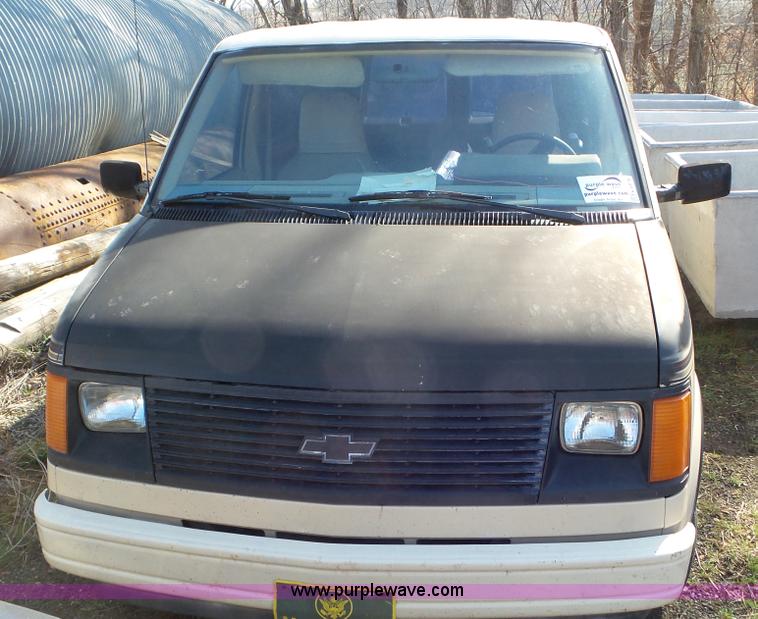 image for item K6876 1986 Chevrolet Astro