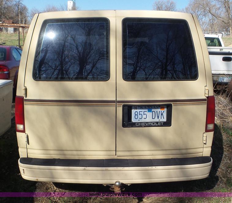 image for item K6876 1986 Chevrolet Astro