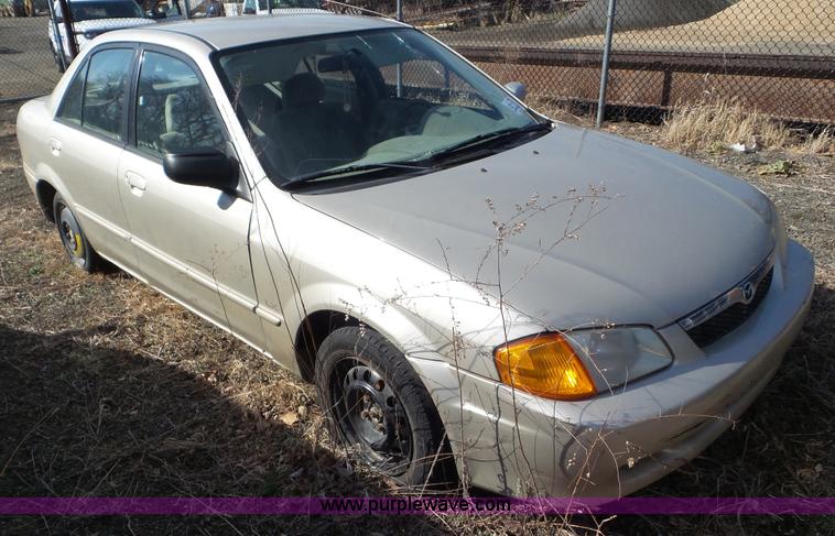 image for item K6877 1999 Mazda Protege