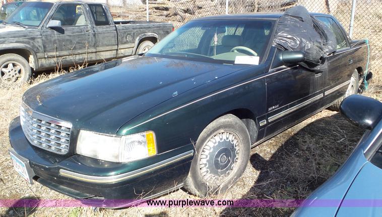 image for item K6878 1997 Cadillac DeVille