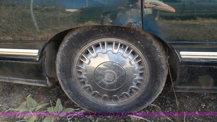 image for item K6878 1997 Cadillac DeVille