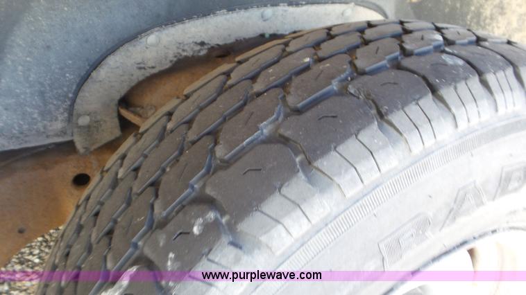 image for item K6934 1995 GMC Sierra 1500 pickup truck