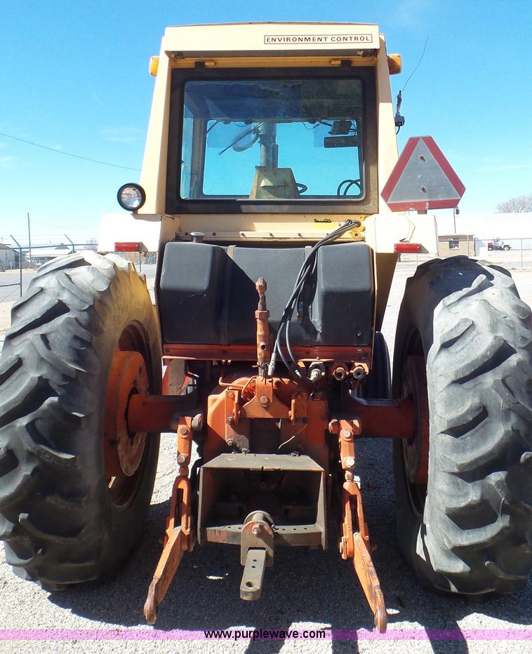 image for item K6935 1973 Case 1270 tractor