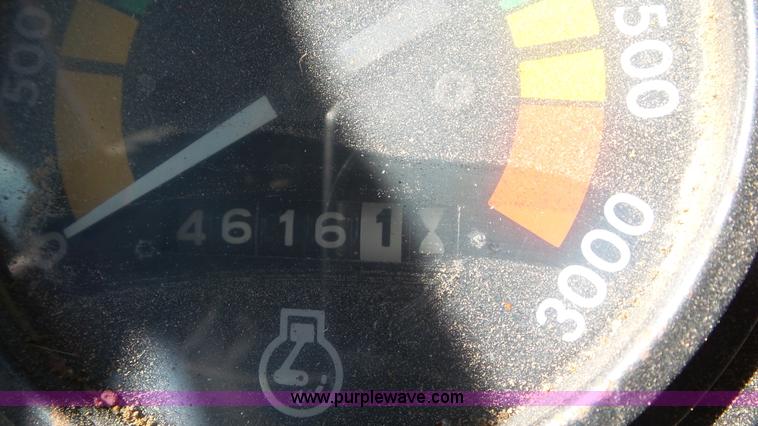 image for item K6935 1973 Case 1270 tractor