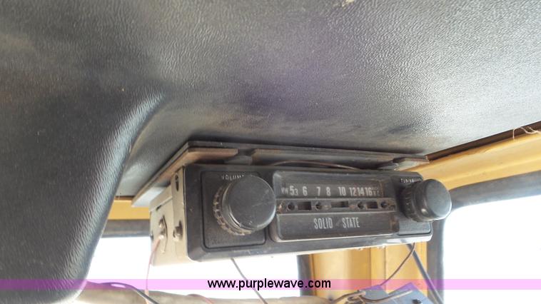 image for item K6935 1973 Case 1270 tractor