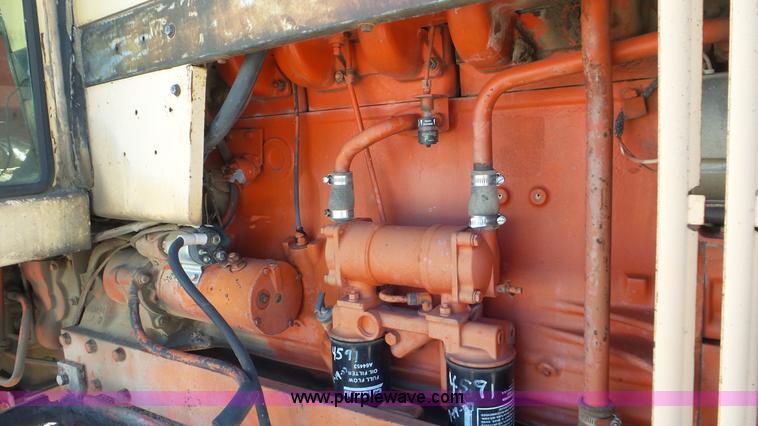 image for item K6935 1973 Case 1270 tractor