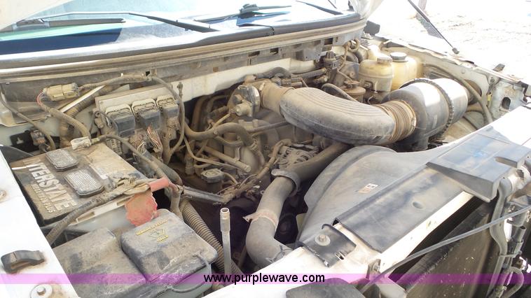 image for item K6940 2005 Ford F150 SuperCab pickup truck