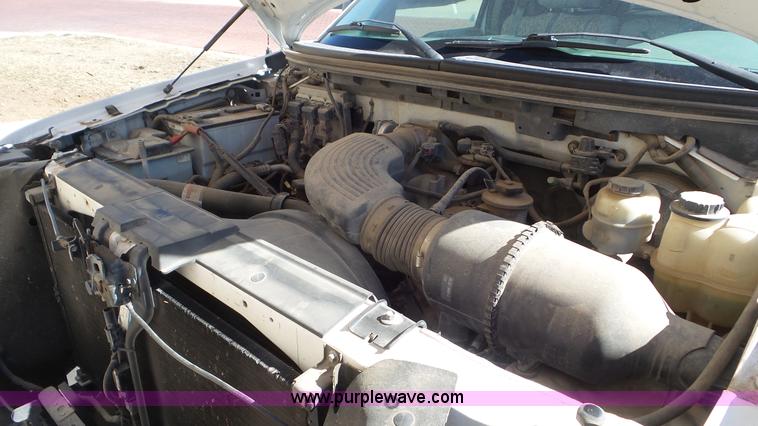 image for item K6940 2005 Ford F150 SuperCab pickup truck