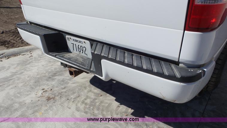 image for item K6940 2005 Ford F150 SuperCab pickup truck