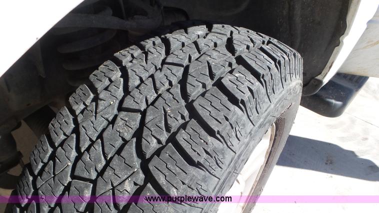 image for item K6940 2005 Ford F150 SuperCab pickup truck