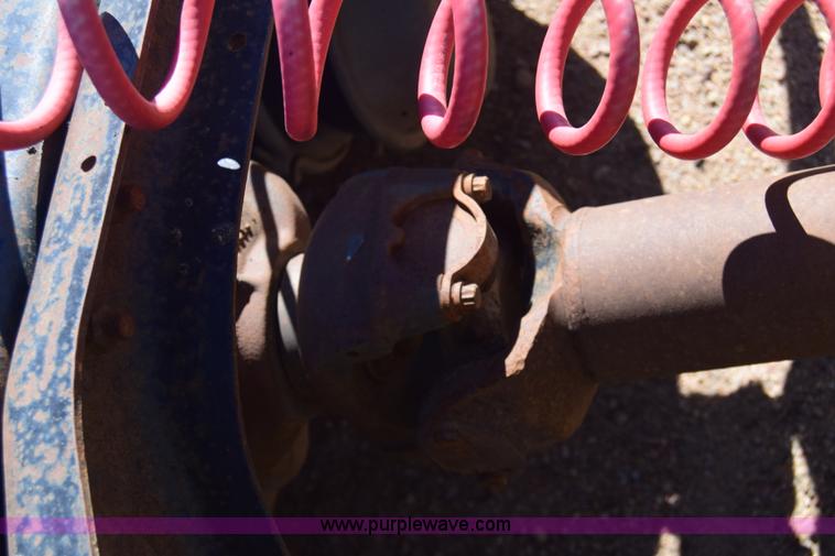 image for item K8681 1988 International F9370 semi truck