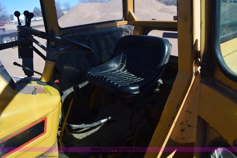 image for item K8689 Ford Tiger Special 6610 tractor