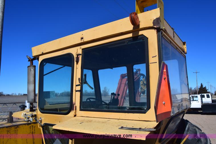 image for item K8689 Ford Tiger Special 6610 tractor