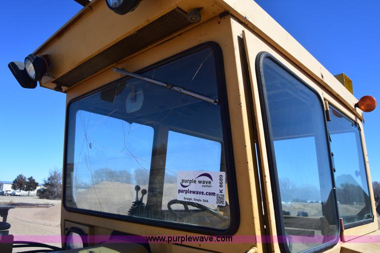 image for item K8689 Ford Tiger Special 6610 tractor