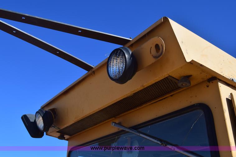 image for item K8689 Ford Tiger Special 6610 tractor