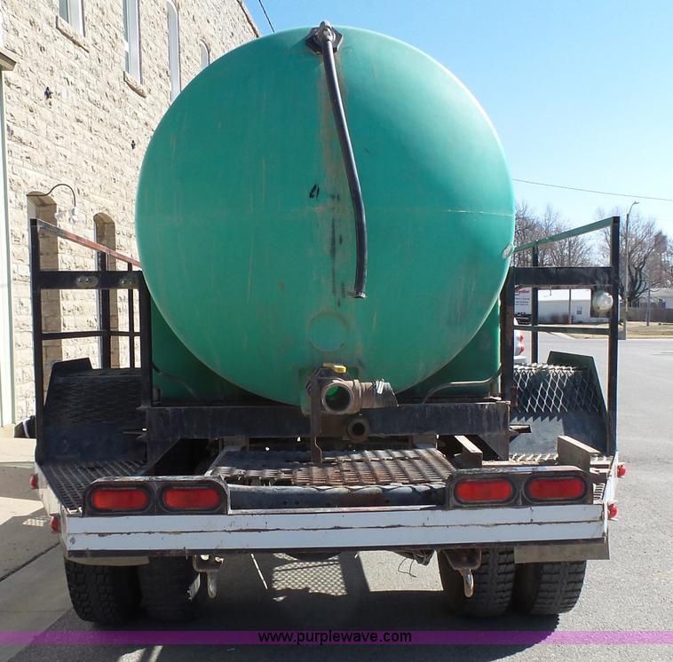 image for item L3689 2001 Freightliner FL70 water truck