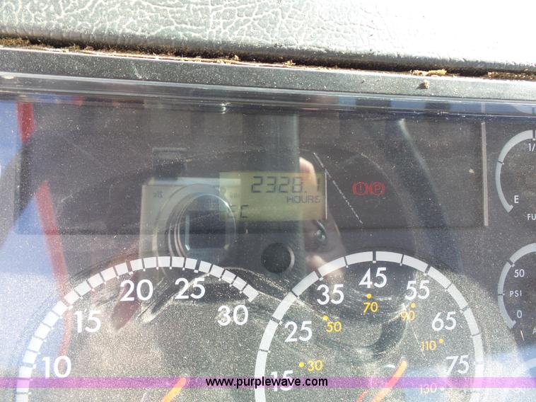 image for item L3689 2001 Freightliner FL70 water truck