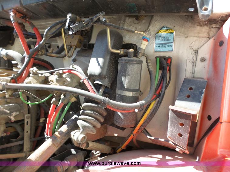 image for item L3689 2001 Freightliner FL70 water truck