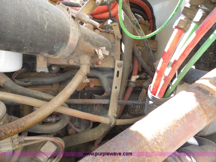 image for item L3689 2001 Freightliner FL70 water truck