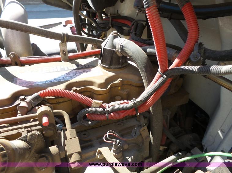 image for item L3689 2001 Freightliner FL70 water truck