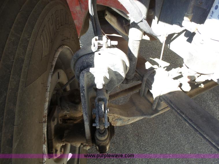 image for item L3689 2001 Freightliner FL70 water truck