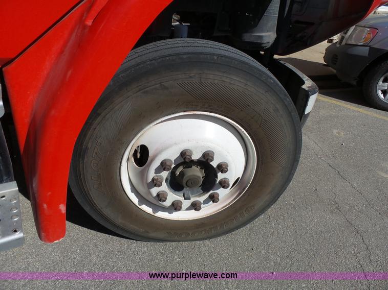 image for item L3689 2001 Freightliner FL70 water truck