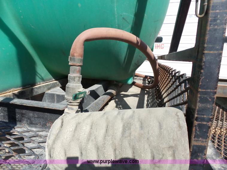 image for item L3689 2001 Freightliner FL70 water truck