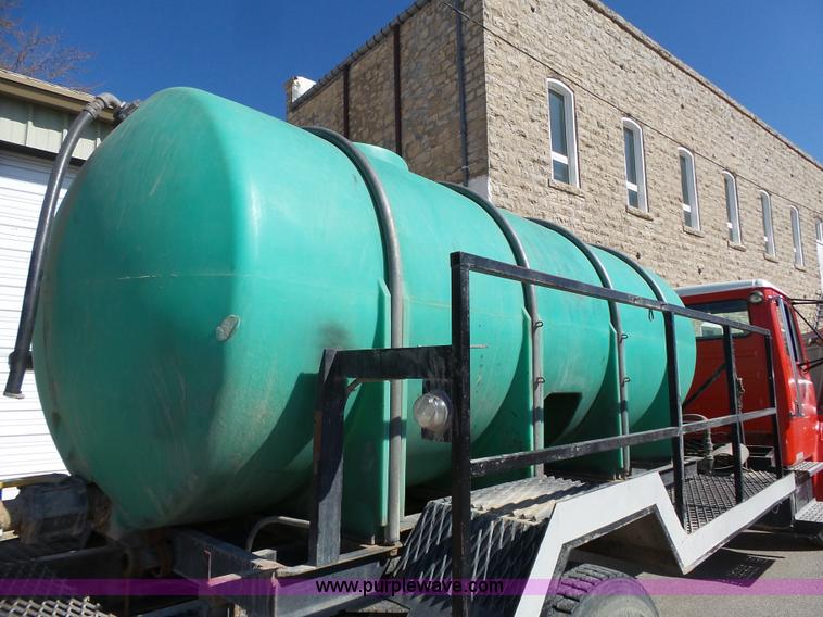 image for item L3689 2001 Freightliner FL70 water truck