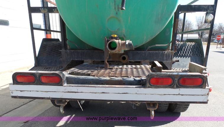 image for item L3689 2001 Freightliner FL70 water truck